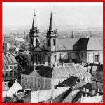 [Photo] A black and white postcard of Szombathely Cathedral.